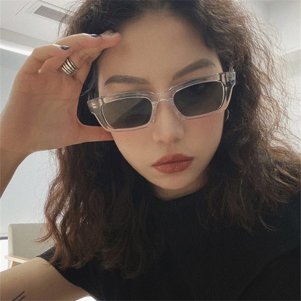 Women's Rectangle Vintage Sunglasses - Image 5