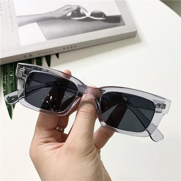 Women's Rectangle Vintage Sunglasses - Image 3